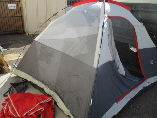 Load image into Gallery viewer, Used Quest 4 Person Dome Tent
