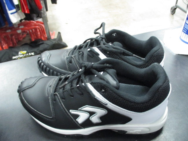 Load image into Gallery viewer, Used Ringor Flite Turf Cleats Size 9.5 - Like New Condition
