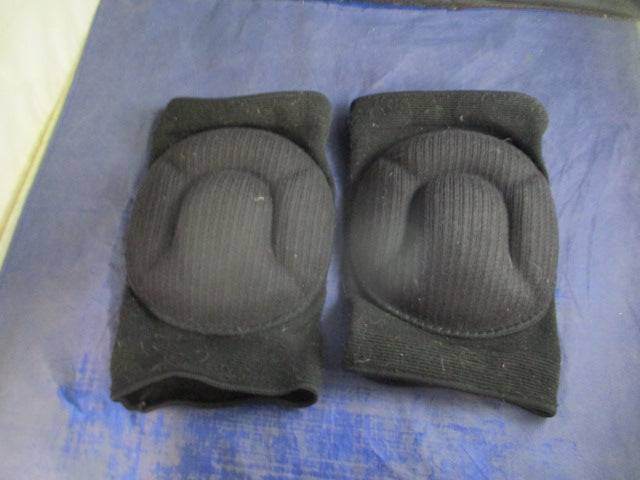 Load image into Gallery viewer, Used Bell Knee Pads Adult OSFA
