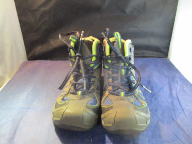 Load image into Gallery viewer, Used Merrell Capra Mid Waterproof Hiking Shoes Youth Size 4
