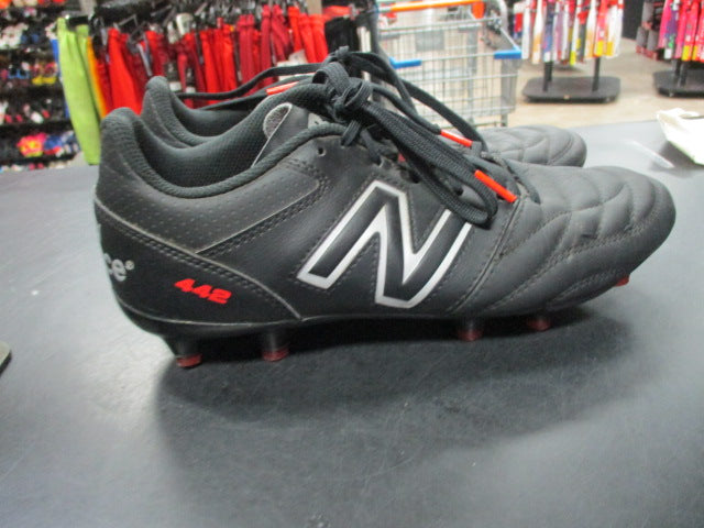 Load image into Gallery viewer, Used New Balance 442 Size 8.5 Soccer Cleats
