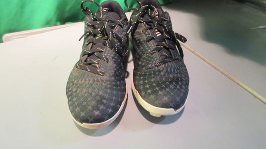 Used Under Armour Glyde 2.0 Youth 4Y Cleats