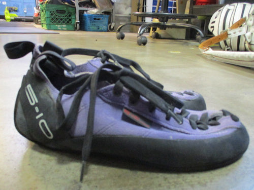 Used Five Ten Stealth C4 - Size 8 Climbing Shoes