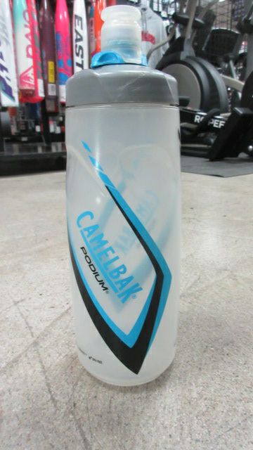 Load image into Gallery viewer, Used Camelbak Twist Top 24oz Water Bottle
