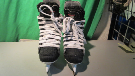 Used Bauer Supreme 3000 Youth Hockey Skates