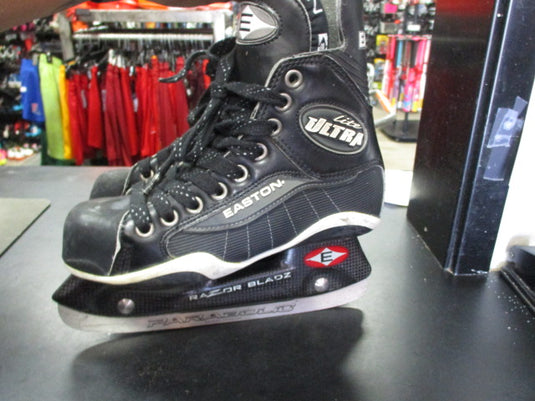 Used Easton Pro Lite Ultra Youth 3.5 Hockey Skates