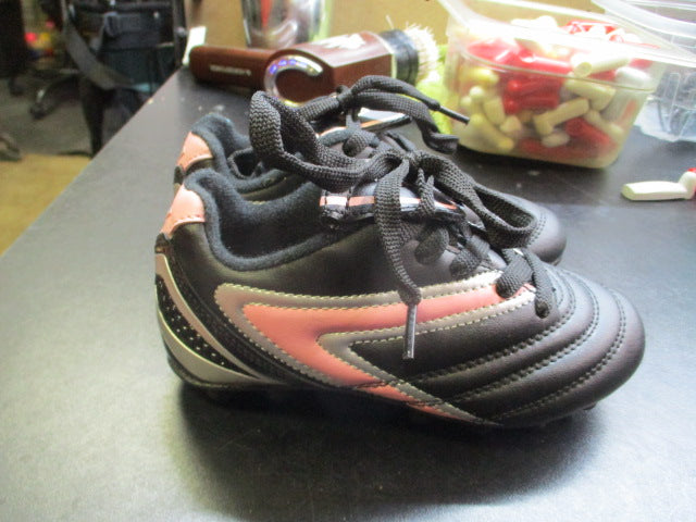 Load image into Gallery viewer, Vizari Verona Soccer Cleats Youth Size 9.5
