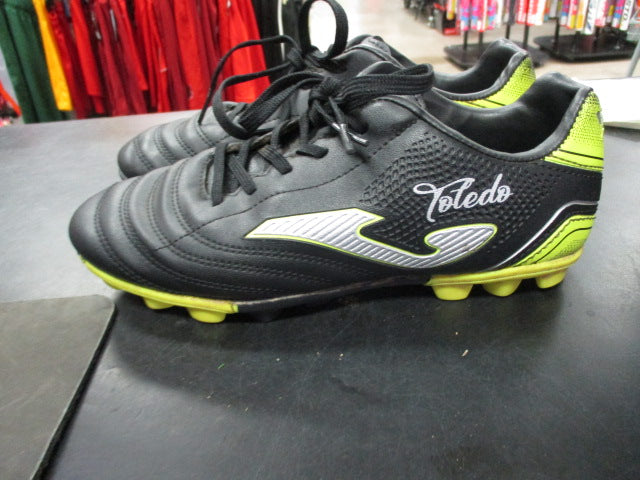 Load image into Gallery viewer, Used Joma Toledo Size 4 Soccer Cleats
