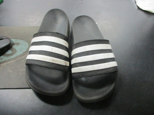 Used Adidas Size 5 Sandals