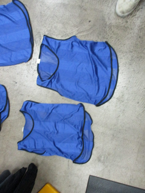 Used Nova Athletic Soccer Pinnie Size Small Set of 4