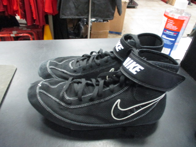 Load image into Gallery viewer, Used Nike Wrestling Shoes Size 8
