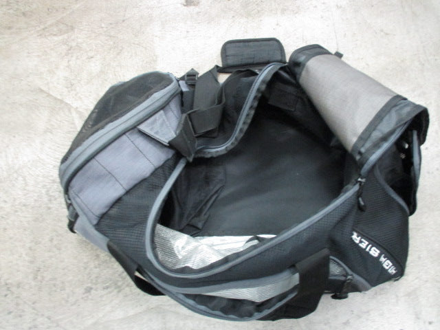 Load image into Gallery viewer, Used High Sierra Duffle Bag
