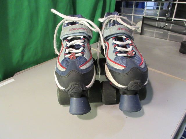 Load image into Gallery viewer, Used Britney Spears Skechers 4 Wheelers Roller Skates Size 4
