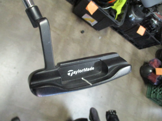 Load image into Gallery viewer, Used TaylorMade TM-110 35&quot; Putter
