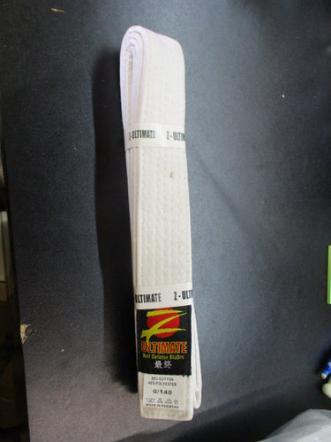 Used Ultimate Self Defense Studios White Belt Size 0/140