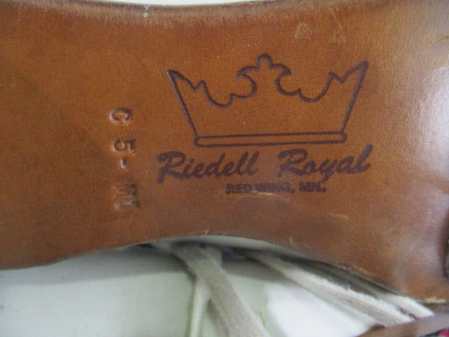 Load image into Gallery viewer, Used Riedell Royal Ice Skates Youth Size 5
