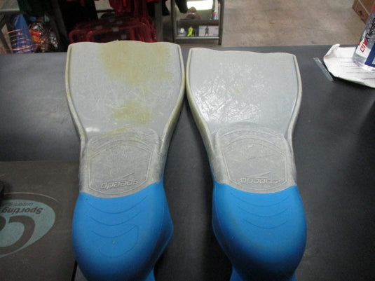 Used Speedo Size Medium 7/8 Dive fins