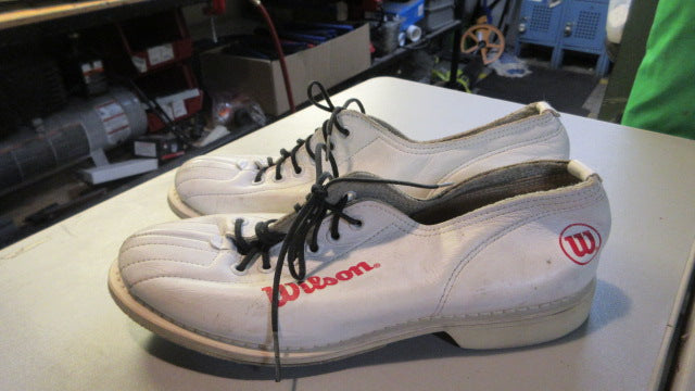 Load image into Gallery viewer, Used Wilson White Bowling Shoes Size 6
