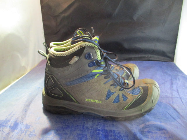 Load image into Gallery viewer, Used Merrell Capra Mid Waterproof Hiking Shoes Youth Size 4
