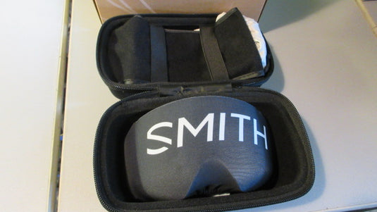 Smith 4D Mag S Snow Goggles Color: White Vapor