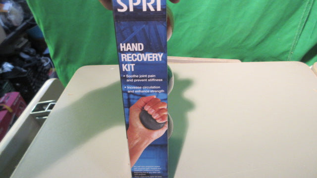 Load image into Gallery viewer, SPRI 3 Pack, Hand Recovery Kit, Color Coded, Light, Medium, Firm Resistance
