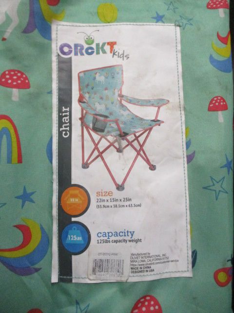 Load image into Gallery viewer, Used CRKT Unicorn Youth Folding Chair w/ Bag - small wear
