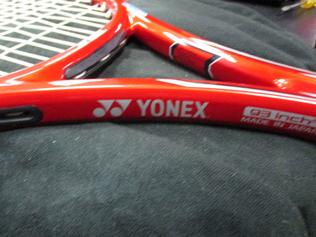 Load image into Gallery viewer, Used Yonex Isometric RDIS 100 27&#39;&#39; Tennis Racquet
