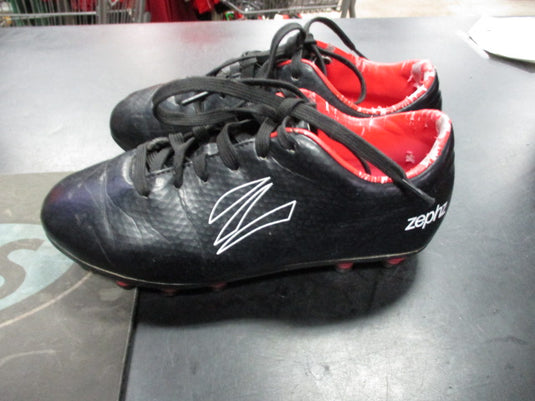 Used Zephz Size 3Y Soccer Cleats