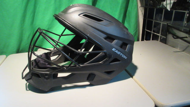 Load image into Gallery viewer, Used Easton Elite X Hockey Style Size Large 7 1/8&quot; - 7 1/2&quot; Catchers Helmet
