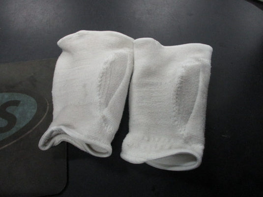 Used Mizuno Size Small Knee Pads