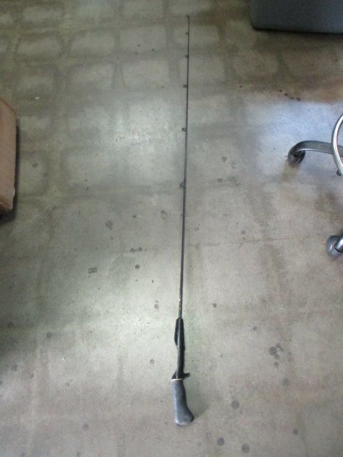 Load image into Gallery viewer, Used Fenwick Eagle Graphite 5&#39;6&quot; Fishing Pole
