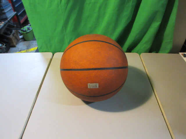 Load image into Gallery viewer, Used Glow City Nylon Wound Size 29.5 Basketball
