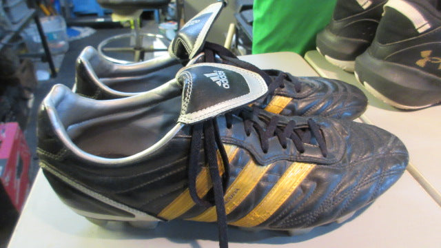 Load image into Gallery viewer, Used Adidas Acuna Soccer Cleats Size 10.5
