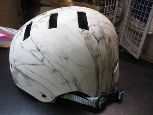 Used Retrospec Skate / Bike Helmet Size Medium