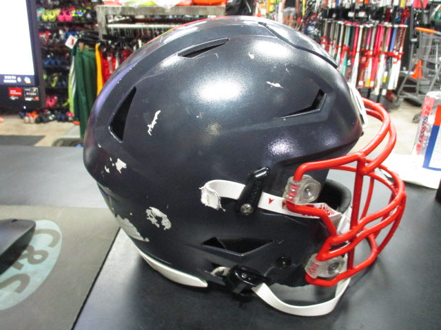 Load image into Gallery viewer, Used Riddell SpeedFlex Fottball Helmet Youth Large With Chin Strap
