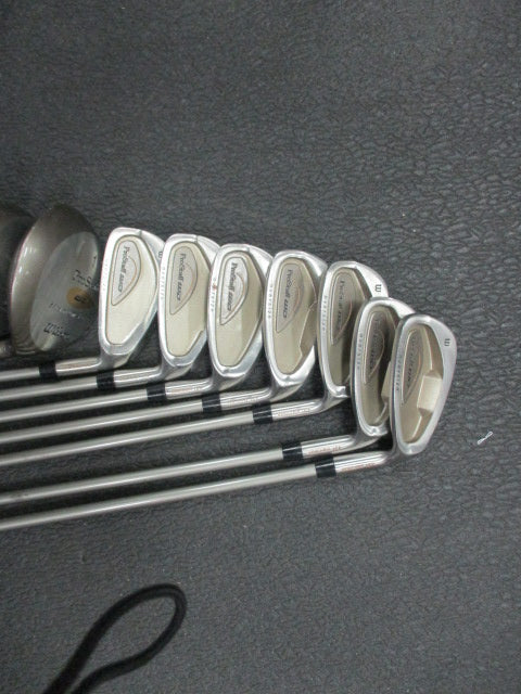 Used Wilson Pro Staff MD Ladies Complete Set 4-9 PW , Driver , 5,3,7 Wood- RH