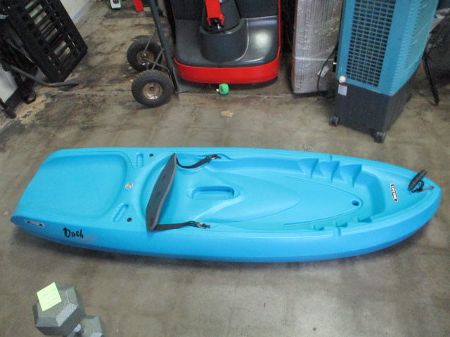 Load image into Gallery viewer, Used Lifetime Dash 66 Youth 6&#39;6&quot; Kayak
