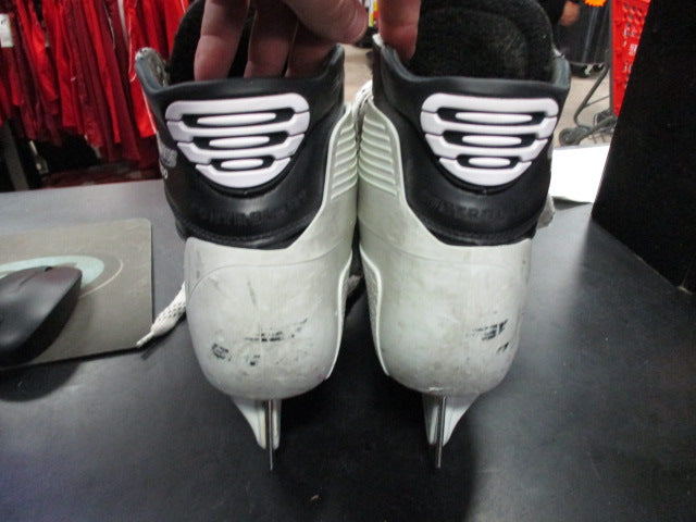 Load image into Gallery viewer, Used Bauer Supreme 7000 Hockey Goalie Skates Size 8.5D (Shoe Size 10)
