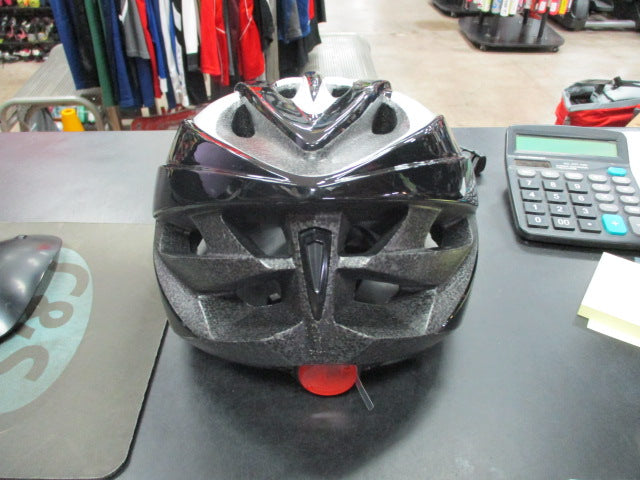 Load image into Gallery viewer, Used Giant Horizon Size XL Bicycle Helmet
