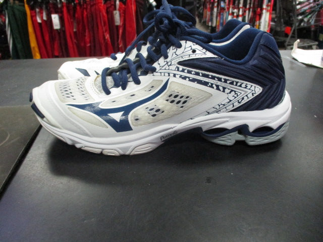 Load image into Gallery viewer, Used Mizuno Wave Lighting Z5 Size 7.5 Volleyball shoes
