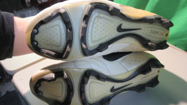 Load image into Gallery viewer, Used Nike Zoom Air Soccer Cleats Size 12 Men&#39;s
