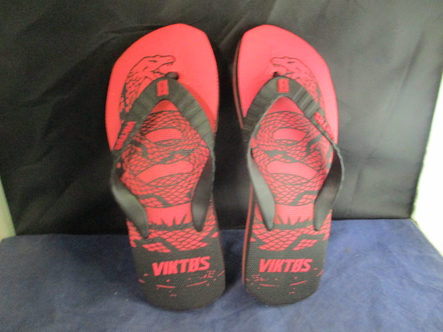 Load image into Gallery viewer, Used Victos Flip Flops
