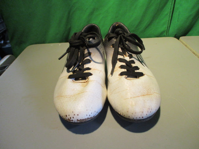 Load image into Gallery viewer, Used Zephz Wide Traxx Size Youth 4 Soccer Cleats
