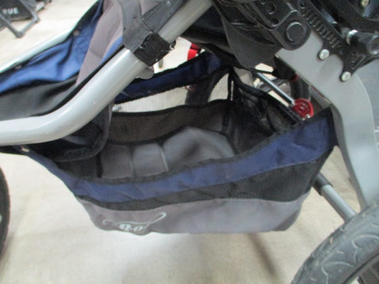 Used Bob Revolution SE Stroller w/ Adapter for Car Seat