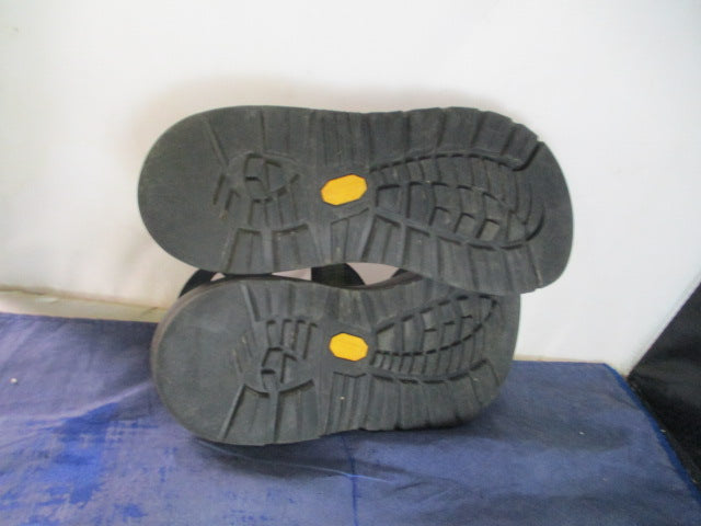 Load image into Gallery viewer, Used Chaco Z2 Sandals Womens Size 8
