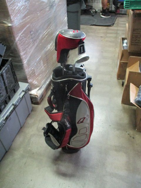 Load image into Gallery viewer, Used Jack Nicklaus Q4 Junior 5 Piece Club Set - Driver, Hybrid, Mid Iron, Putter
