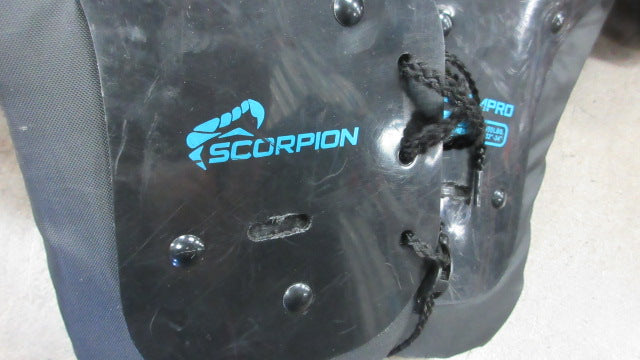 Load image into Gallery viewer, Used Champro Scorpion Youth XL 32 - 34&quot; Football Shoulder Pads
