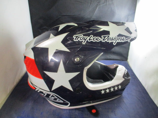 Load image into Gallery viewer, Used Troy Lee Designs SE4 Polyacrylite Freedom Motorcross Helmet Youth M - chips
