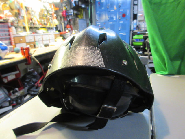 Load image into Gallery viewer, Used Easton Black Magic Catcher&#39;s Helmet w/ Throat Guard Size 6 1/8 - 7 1/4&quot;
