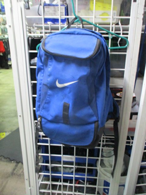 Load image into Gallery viewer, Used Nike Club Team Swoosh Equipment Bag
